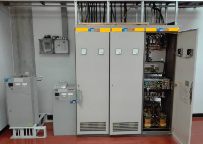 thyristor power distribution panel